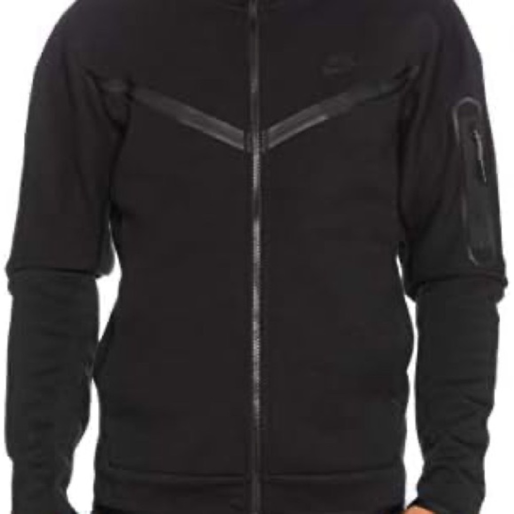 Nike Black Zip-Up Jacket and matching pants set